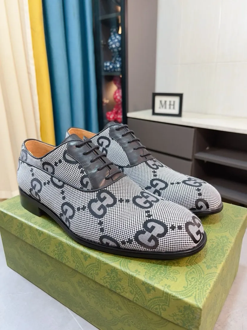 Men's Men's Shoes💰458🌹🌹Cowhide [GUCCI Gucci] Gucci leather shoes are the most popular classic. Synchronized with the official website, the upper is made of Italian calfskin ➕cowhide lining, with unique brand and unique craftsmanship. Highlighting the hot style of the new year. Stop hesitating, stop wandering, get it now. Number: 38--44